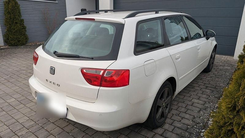 Gebraucht Seat Exeo Style 120 PS (88 kW) 2011 Weiß Kombi
