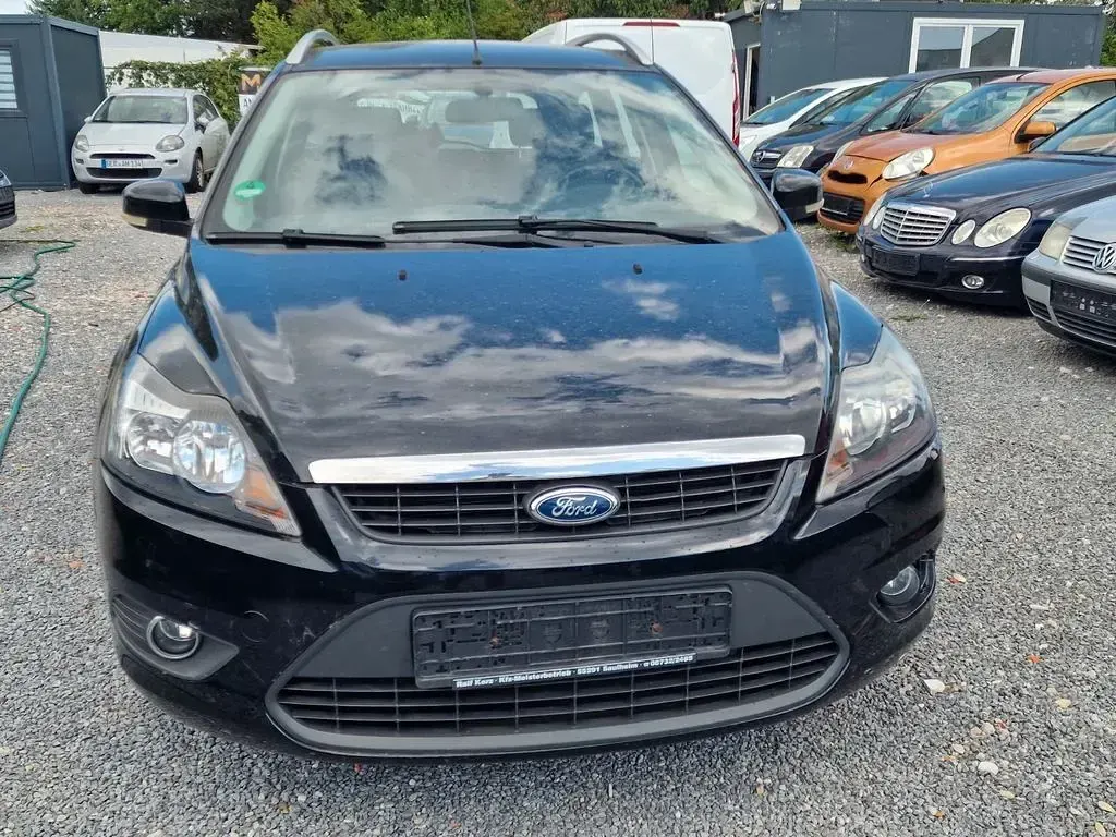 Usata Ford Focus 125 CV (91 kW) 2010 Nero Berlina