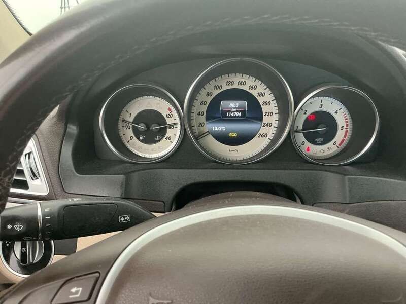 Schwarz Gebraucht 2014 Mercedes E220 Coupé | 15.555 € (Fairer Preis) - Bild 1/4