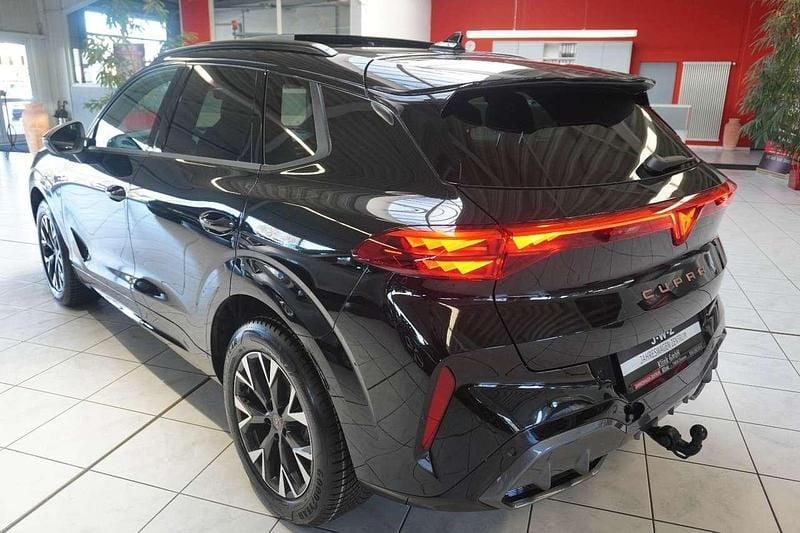 Neu Cupra Terramar 204 PS (150 kW) 2025 Midnightschwarzmetallic SUV