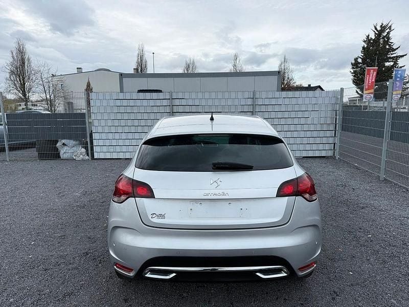 Gebraucht Citroën DS4 So Chic 111 PS (81 kW) 2011 Grau Kleinwagen