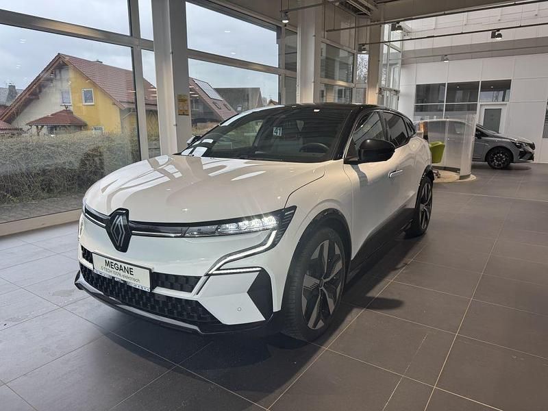 Schwarz Gebraucht 2024 Renault Megane E-Tech Komfort Limousine | 39.890 € - Bild 1/4