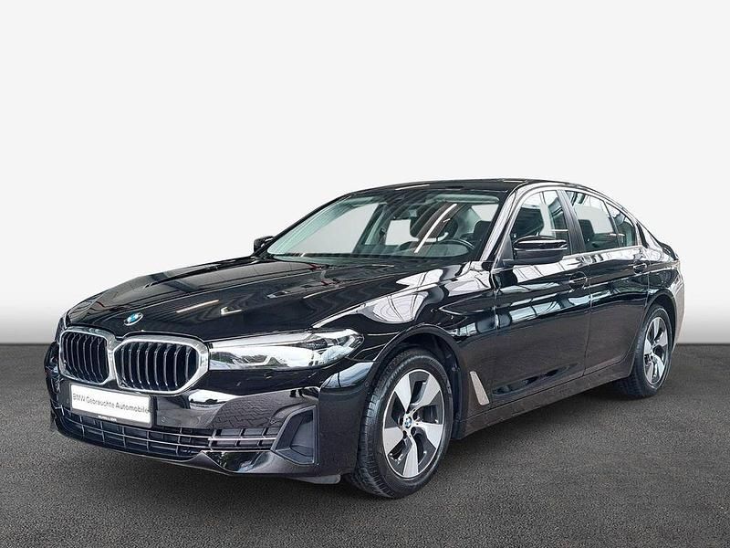 Schwarz Gebraucht 2022 BMW 520 Sport Line Limousine | 35.970 € (Fairer Preis) - Bild 1/4