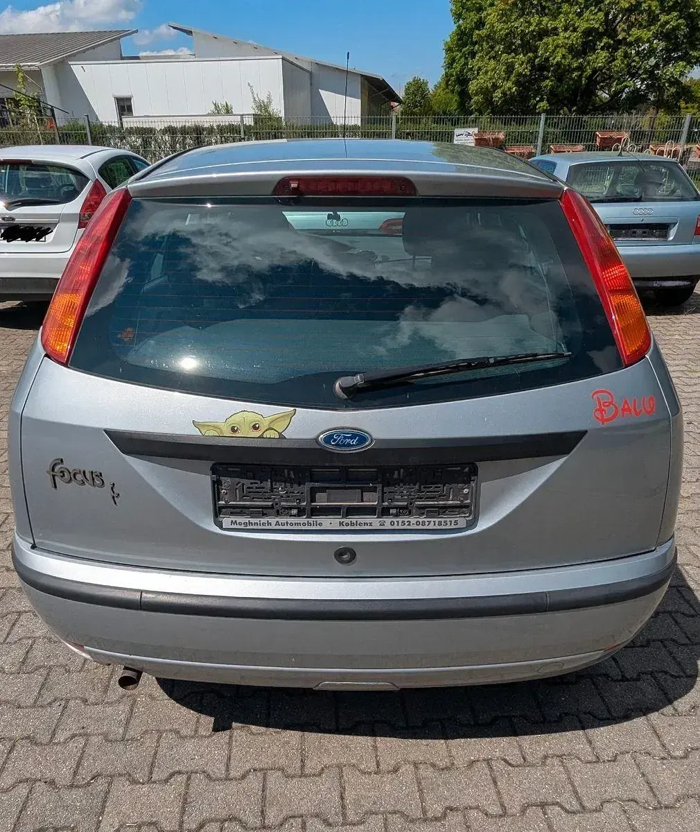 Gebraucht Ford Focus 101 PS (74 kW) 2004 Silber Limousine