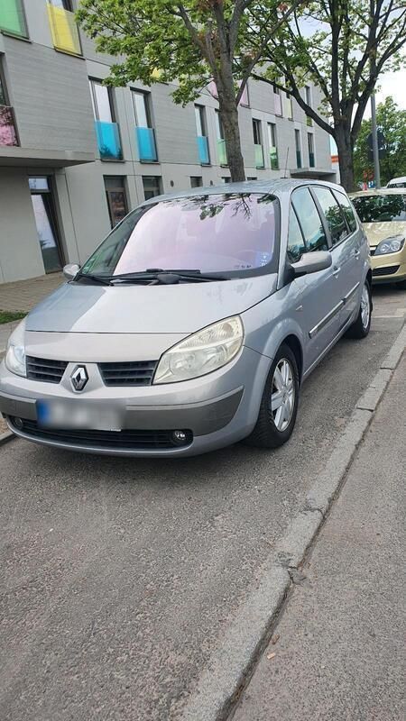 Grau Gebraucht 2004 Renault Scénic II Van / Kleinbus | 2.000 € - Bild 1/4