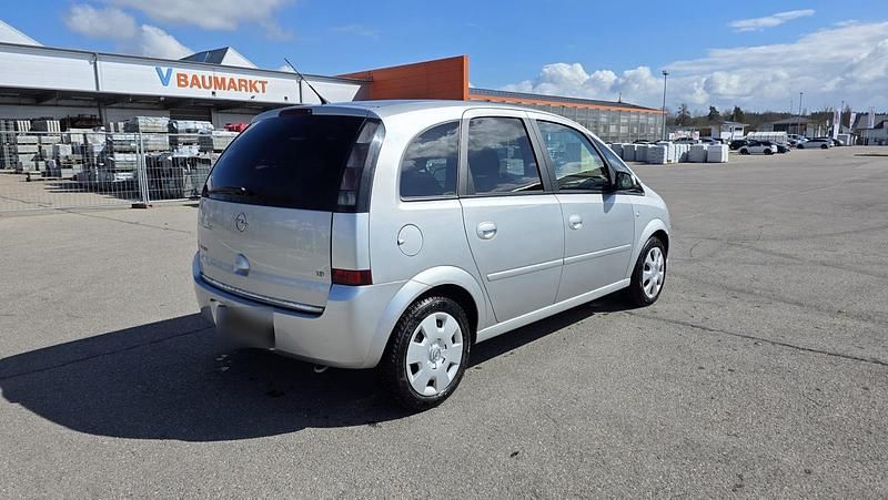 Second-hand Opel Meriva 105 CP (77 kW) 2006 Argintiu Monovolum