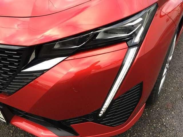 Rot metallic Gebraucht 2022 Peugeot 308 GT | 26.730 € (Guter Preis) - Bild 1/4