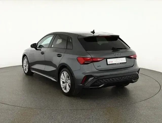 Neu Audi A3 S-Line 150 PS (110 kW) 2025 Daytonagraumet. Limousine