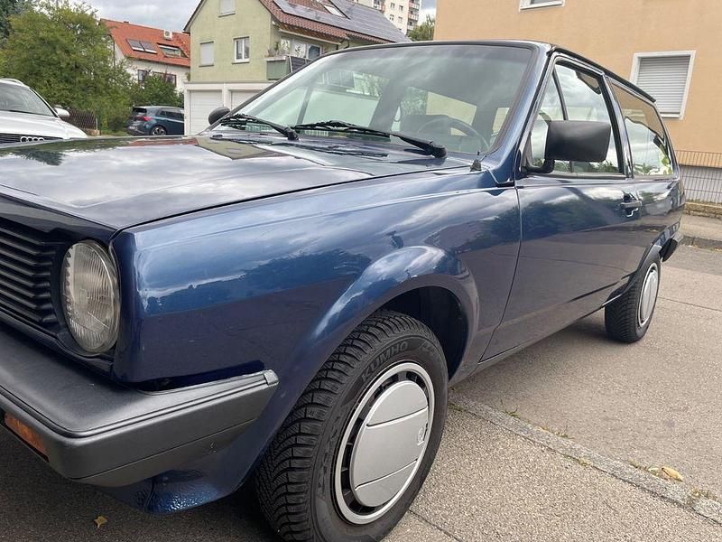 Blau Gebraucht 1988 VW Polo Kleinwagen | 2.450 € - Bild 1/4