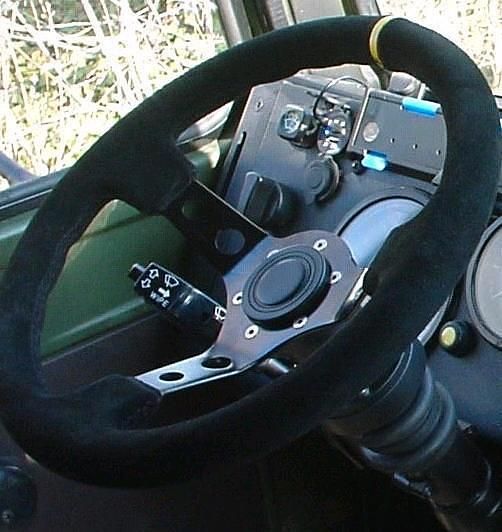 Gebraucht Lada niva 82 PS (60 kW) 2013 Grün SUV