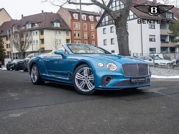 Gebraucht Bentley Continental 635 PS (467 kW) 2022 Blau Cabrio