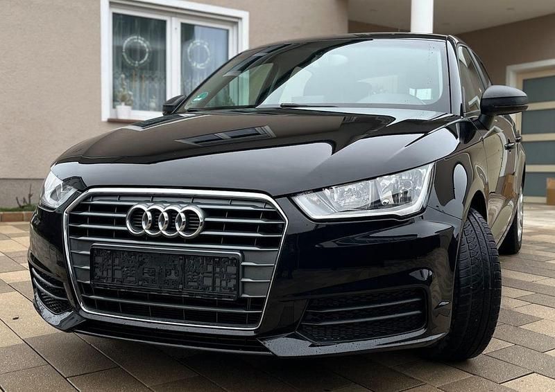 Schwarz Gebraucht 2016 Audi A1 Sportback Kleinwagen | 14.900 € (Fairer Preis) - Bild 1/4
