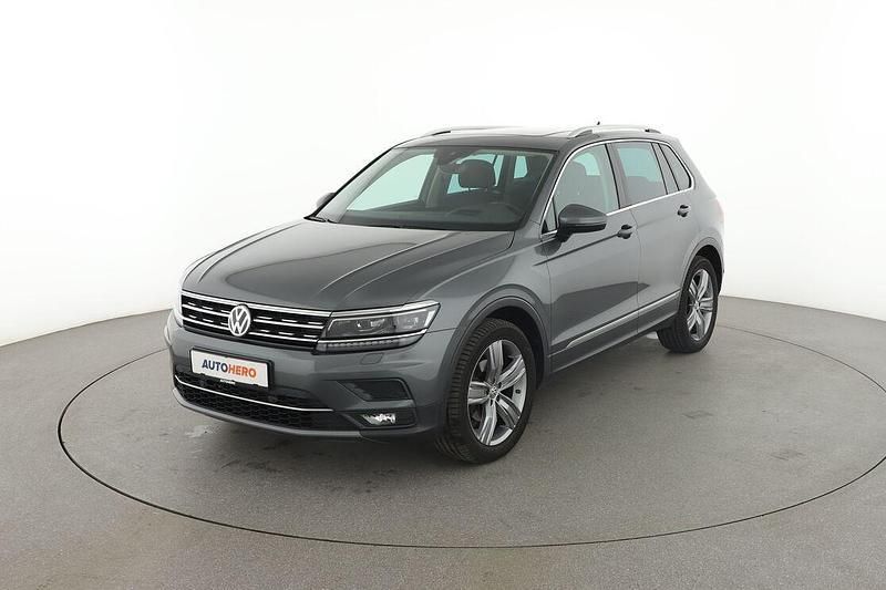 Grau Gebraucht 2019 VW Tiguan Highline SUV | 23.590 € (Guter Preis) - Bild 1/3