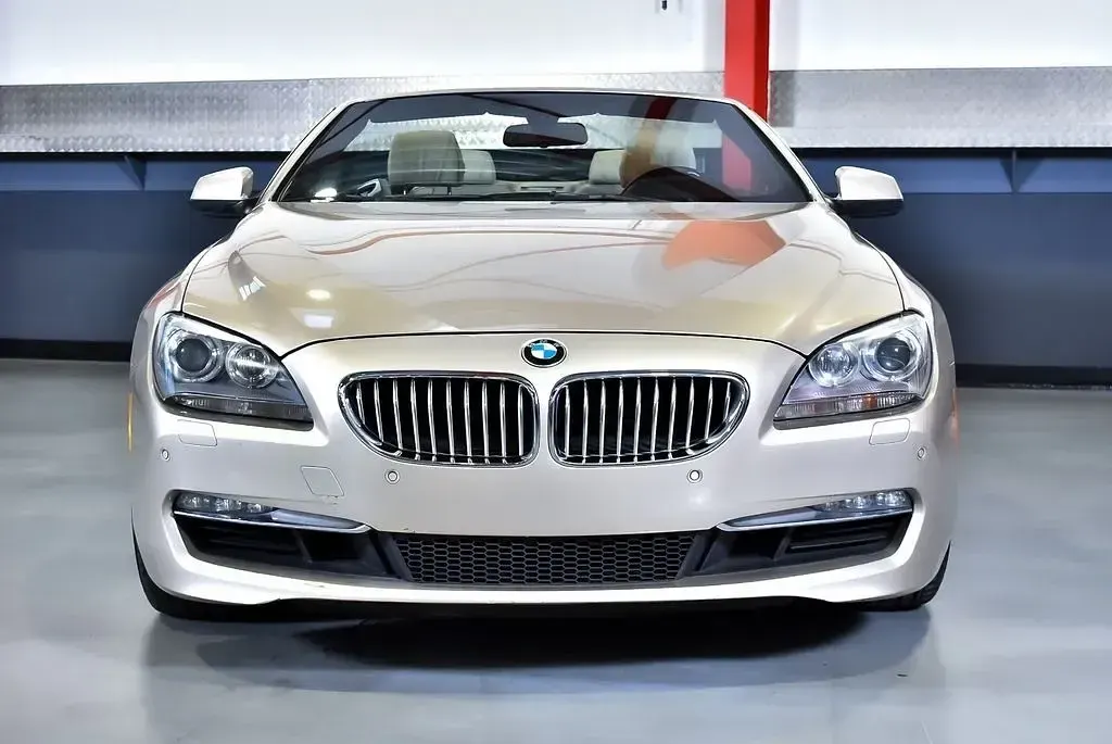 Gebraucht BMW 650 Cabriolet Performance 408 PS (300 kW) 2012 Silber Cabrio