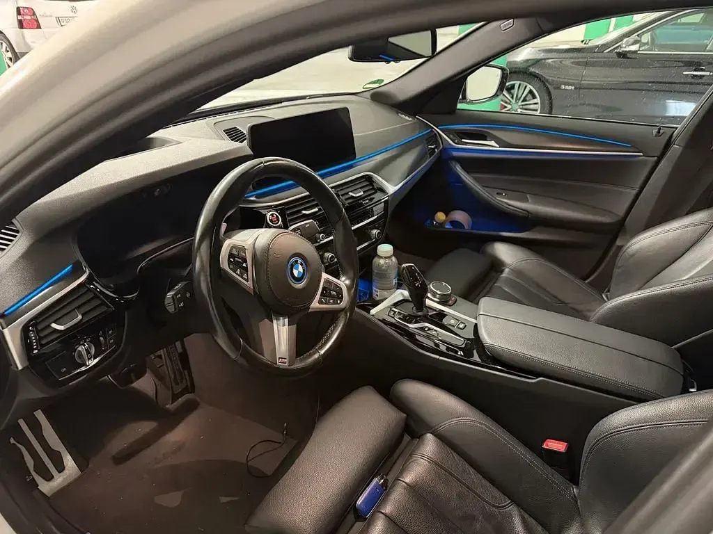 Gebraucht BMW 530e Performance 292 PS (214 kW) 2023 Limousine