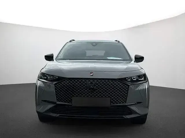 Gebraucht DS Automobiles DS7 Crossback Performance Line Plus 131 PS (96 kW) 2023 Seidengrau SUV