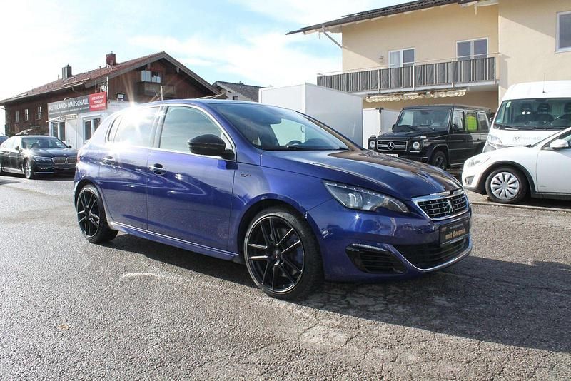 Gebraucht Peugeot 308 GT 205 PS (150 kW) 2015 Lackierung magneticblau Kleinwagen
