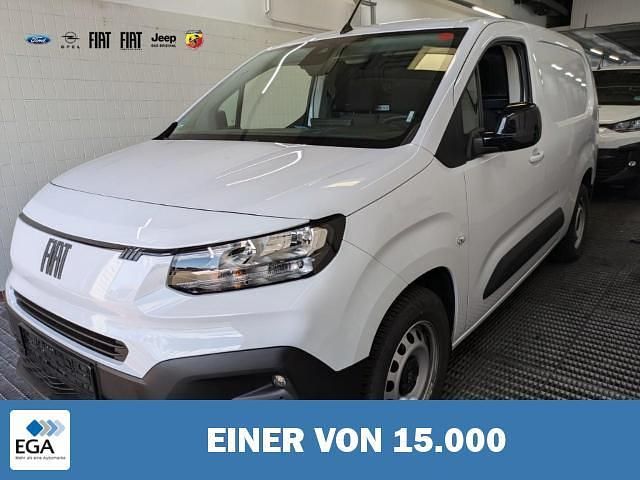 Gebraucht 2024 Fiat Doblò Van / Kleinbus | 20.740 € (Fairer Preis) - Bild 1/4