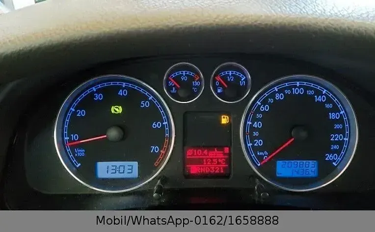 Usata VW Passat Highline 116 CV (85 kW) 2003 Argento Berlina