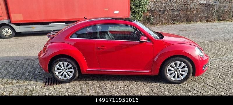 Gebraucht VW Beetle Design 160 PS (117 kW) 2013 Rot