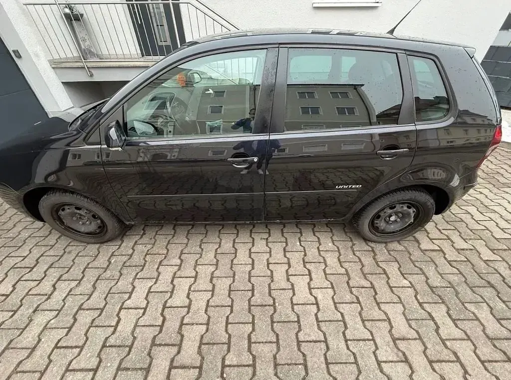 Gebraucht VW Polo United 101 PS (74 kW) 2009 Schwarz Kleinwagen