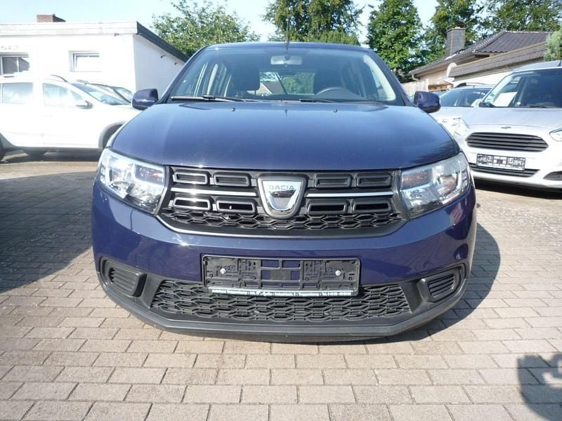 Blau Gebraucht 2020 Dacia Sandero Acces Kleinwagen | 6.799 € (Superpreis) - Bild 1/4
