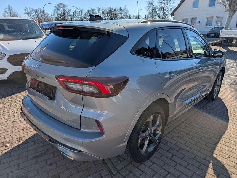 Gebraucht Ford Kuga ST-Line 182 PS (133 kW) 2024 Silber SUV