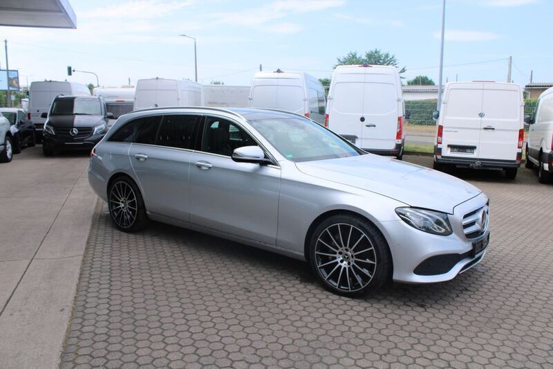 Gebraucht Mercedes E350 258 PS (189 kW) 2018 Silber Limousine
