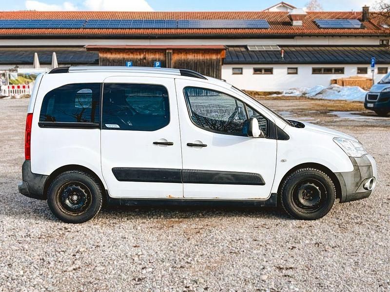 Gebraucht Citroën Berlingo XTR 120 PS (88 kW) 2011 Weiß Van / Kleinbus
