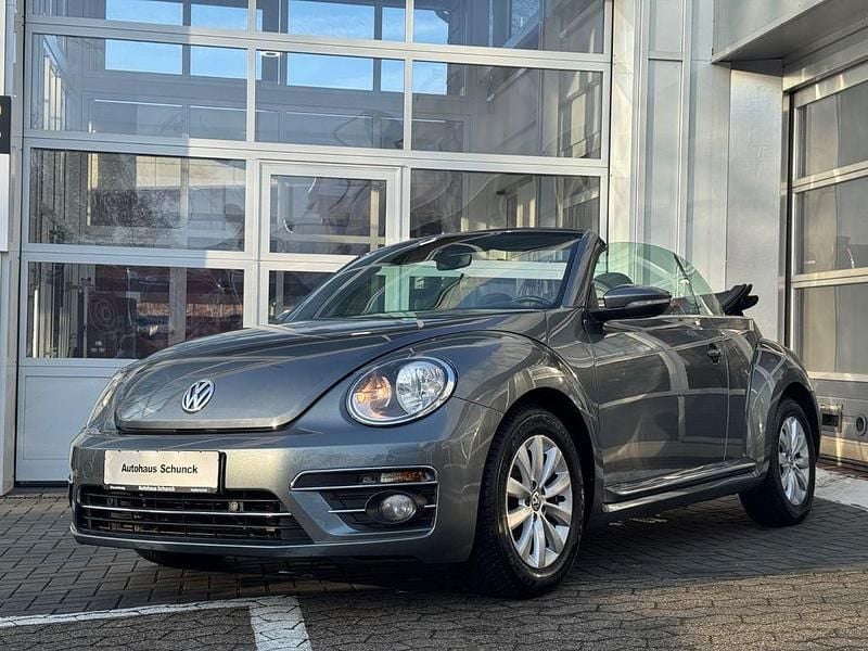 Gebraucht VW Beetle Cabriolet 105 PS (77 kW) 2018 Grau Cabrio