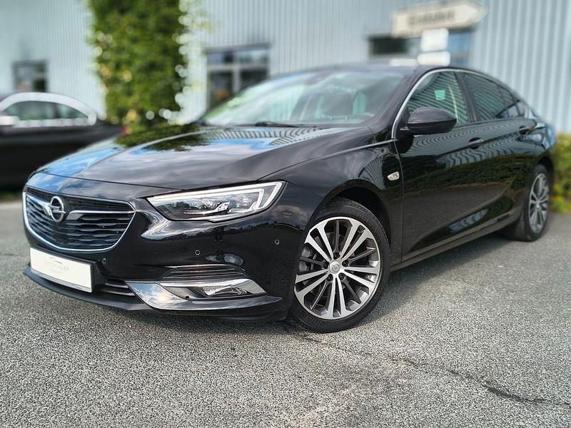 Schwarz Gebraucht 2018 Opel Insignia Business Innovation Limousine | 15.990 € (Fairer Preis) - Bild 1/4