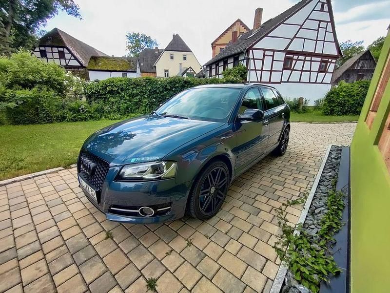 Gebraucht Audi A3 S-Line 125 PS (91 kW) 2012 Grau Kleinwagen