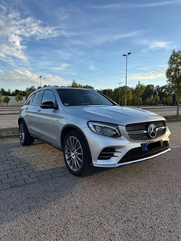 Silber Gebraucht 2016 Mercedes GLC43 AMG AMG SUV | 32.900 € (Teuer) - Bild 1/4