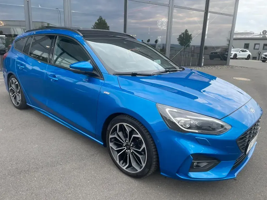 Usata Ford Focus ST-Line 182 CV (133 kW) 2019 Blu Berlina