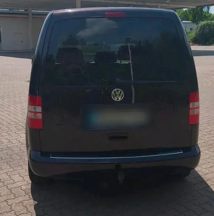 Gebraucht VW Caddy 140 PS (102 kW) 2011 Violet Van / Kleinbus