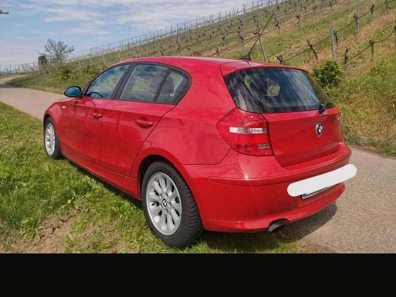 Gebraucht BMW 116 116 PS (85 kW) 2006 Rot Kleinwagen