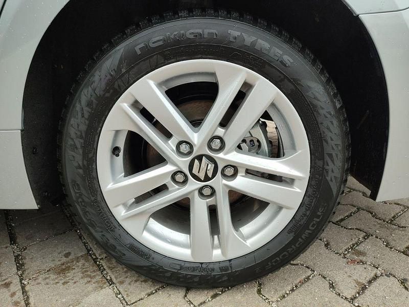 Gebraucht Suzuki Swace Comfort+ 140 PS (102 kW) 2024 Silber Kombi