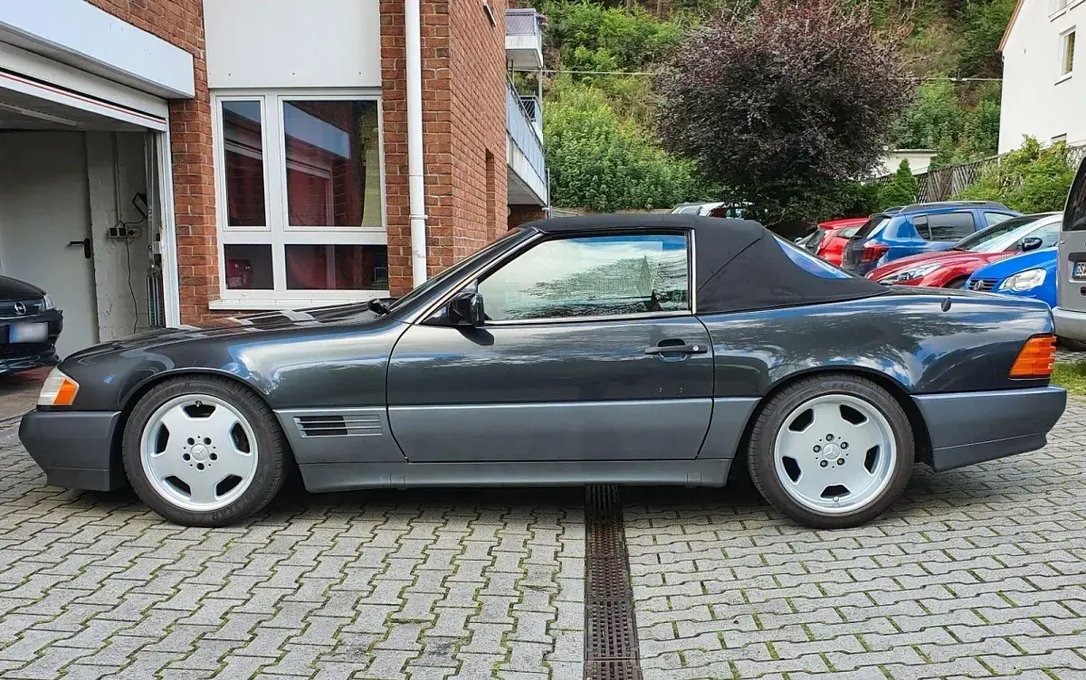 Gebraucht Mercedes SL500 326 PS (239 kW) 1992 Schwarz Cabrio