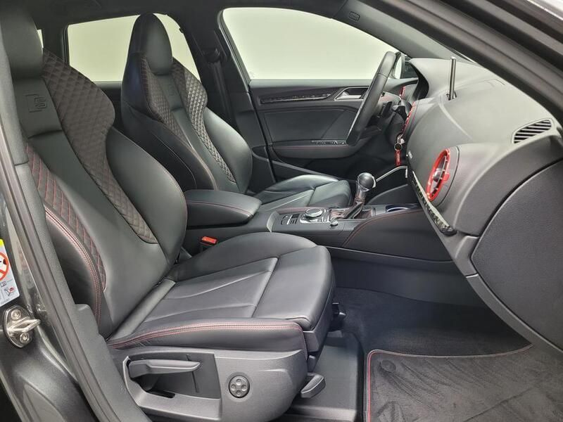 Gebraucht Audi S3 Ambiente 300 PS (220 kW) 2020 Grau (daytonagraumet.) Limousine