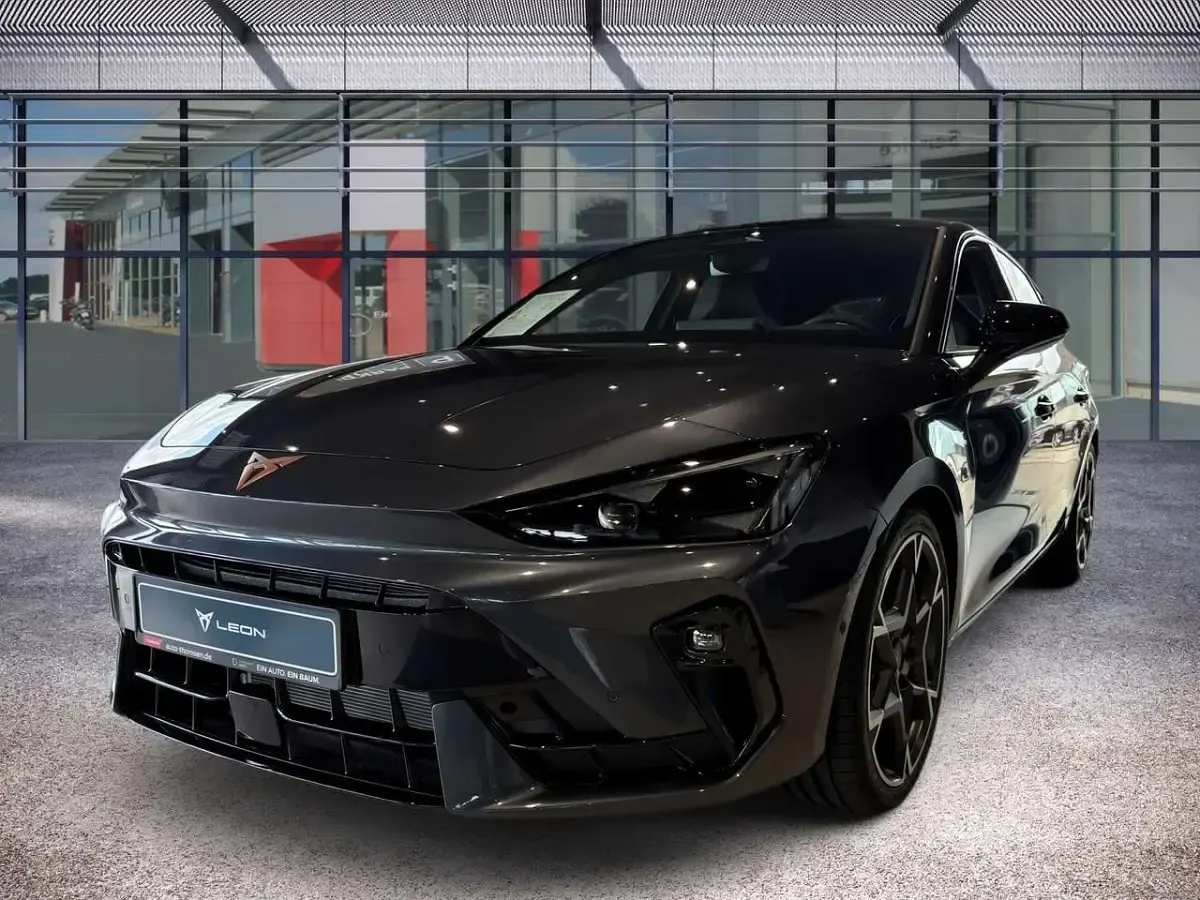 Nuevo Cupra Leon VZ 300 CV (220 kW) 2025 Gris Berlina