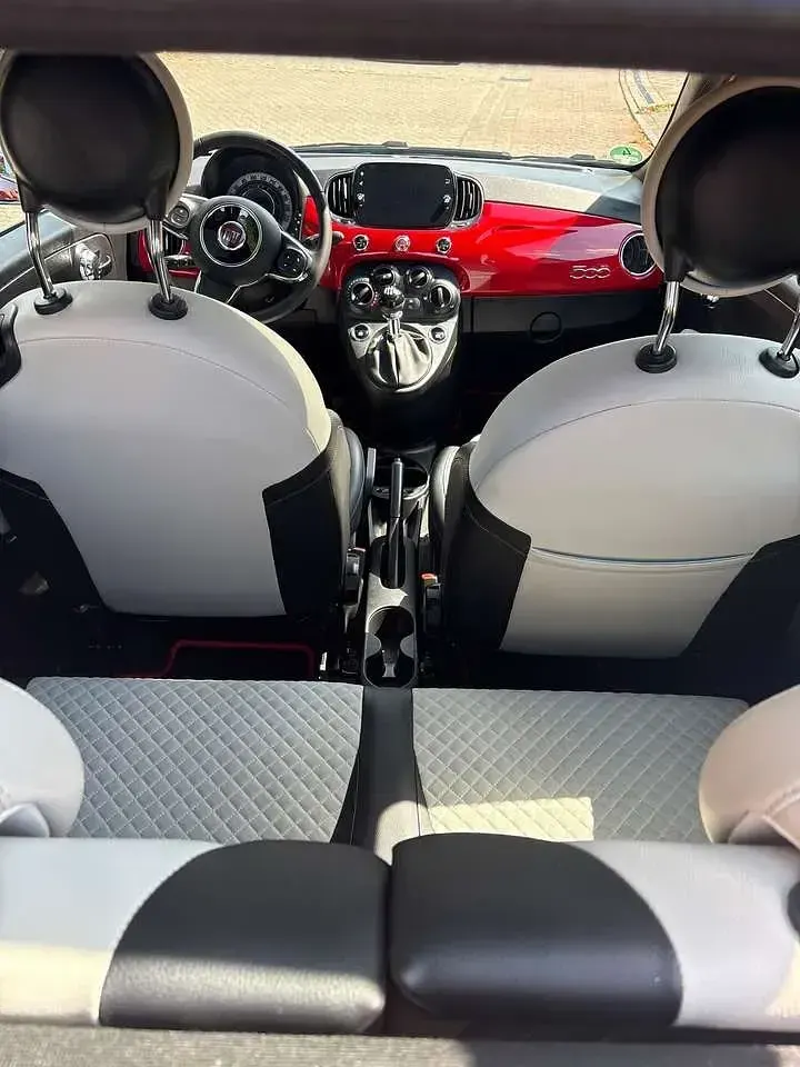 Gebraucht Fiat 500 Dolcevita 69 PS (50 kW) 2021 Rot Limousine