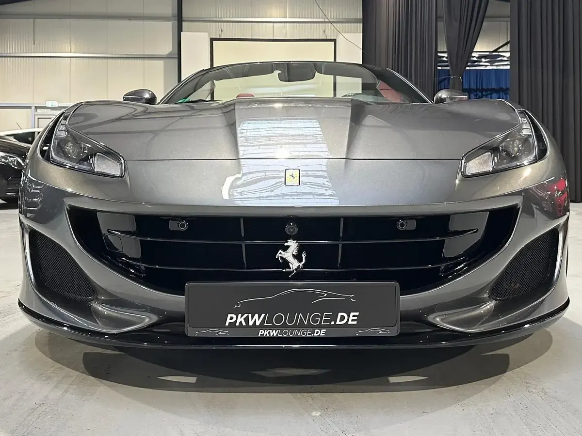 Gebraucht Ferrari Portofino 600 PS (441 kW) 2020 Grau Cabrio