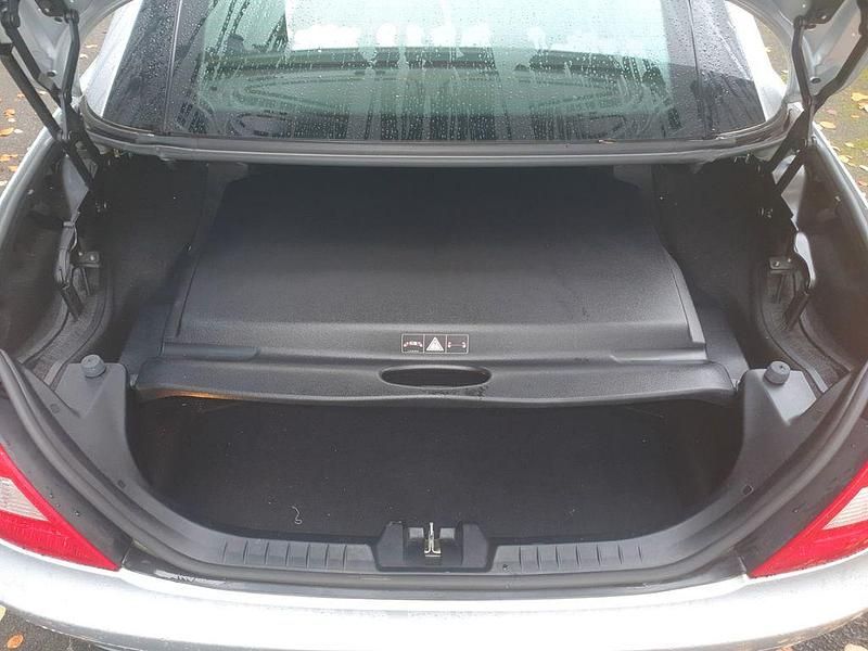 Silber Gebraucht 2025 Mercedes 200 Cabrio | 9.800 € - Bild 1/4