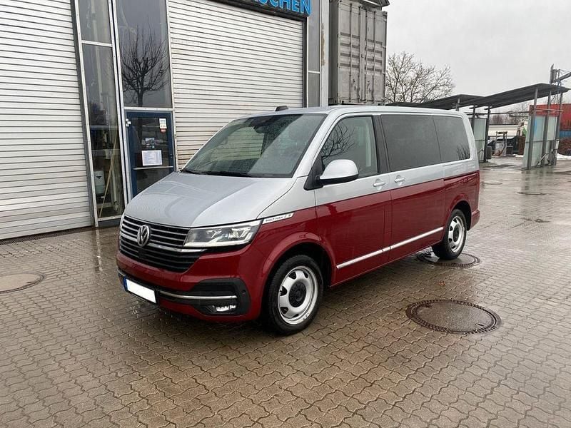 Gebraucht VW Multivan 204 PS (150 kW) 2022 Rot Van