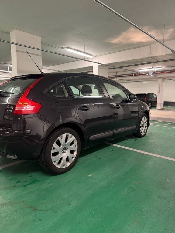 Schwarz Gebraucht 2007 Citroën C4 VTR Sport Limousine | 2.350 € (Fairer Preis) - Bild 1/4