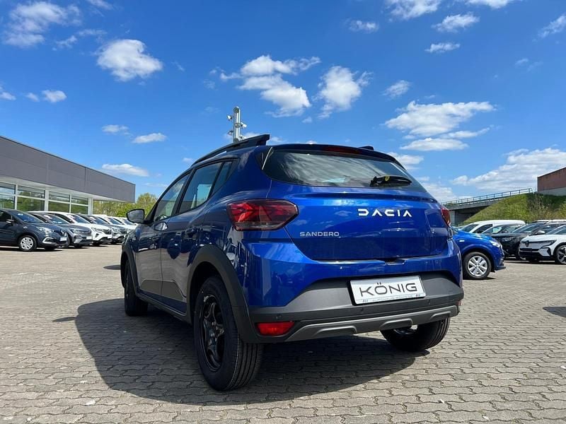 Gebraucht Dacia Sandero Expression 91 PS (66 kW) 2023 Blau Limousine