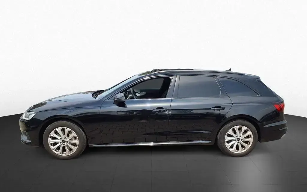 Gebraucht Audi A4 Advanced 204 PS (150 kW) 2022 Schwarz Kombi