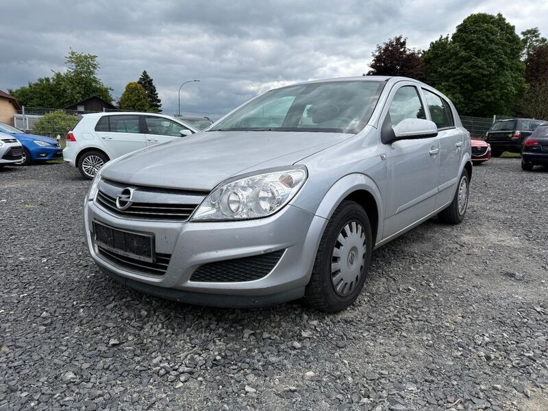 Silber Gebraucht 2008 Opel Astra Edition Limousine | 999 € (Superpreis) - Bild 1/4