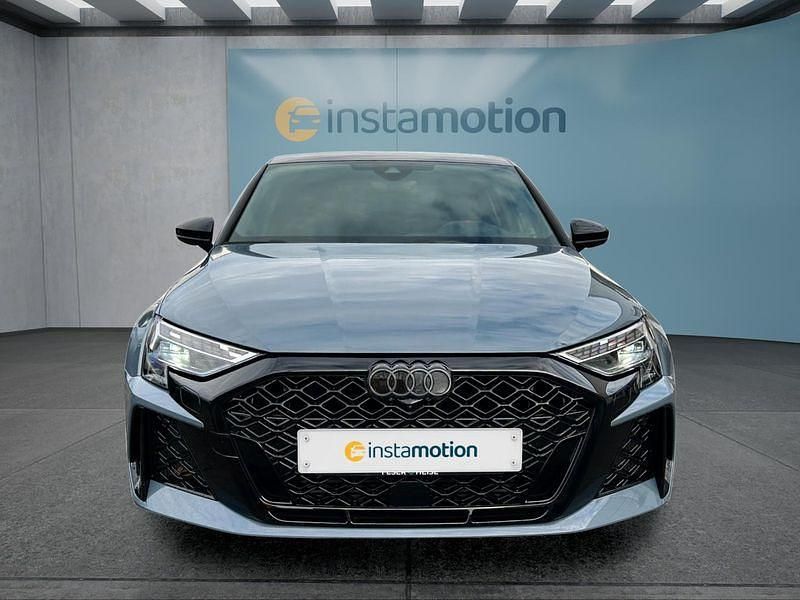 Gebraucht Audi RS3 400 PS (294 kW) 2025 Grau Limousine