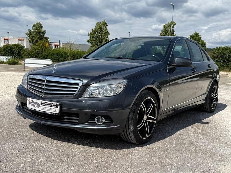 Tenoritgrau Gebraucht 2009 Mercedes C350 Elegance Limousine | 7.980 € (Etwas zu teuer) - Bild 1/4